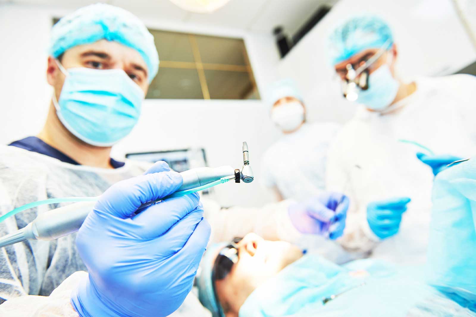 Advanced Dental Implant Dentistry